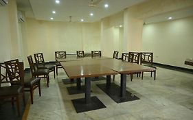 Regency Square Hotel